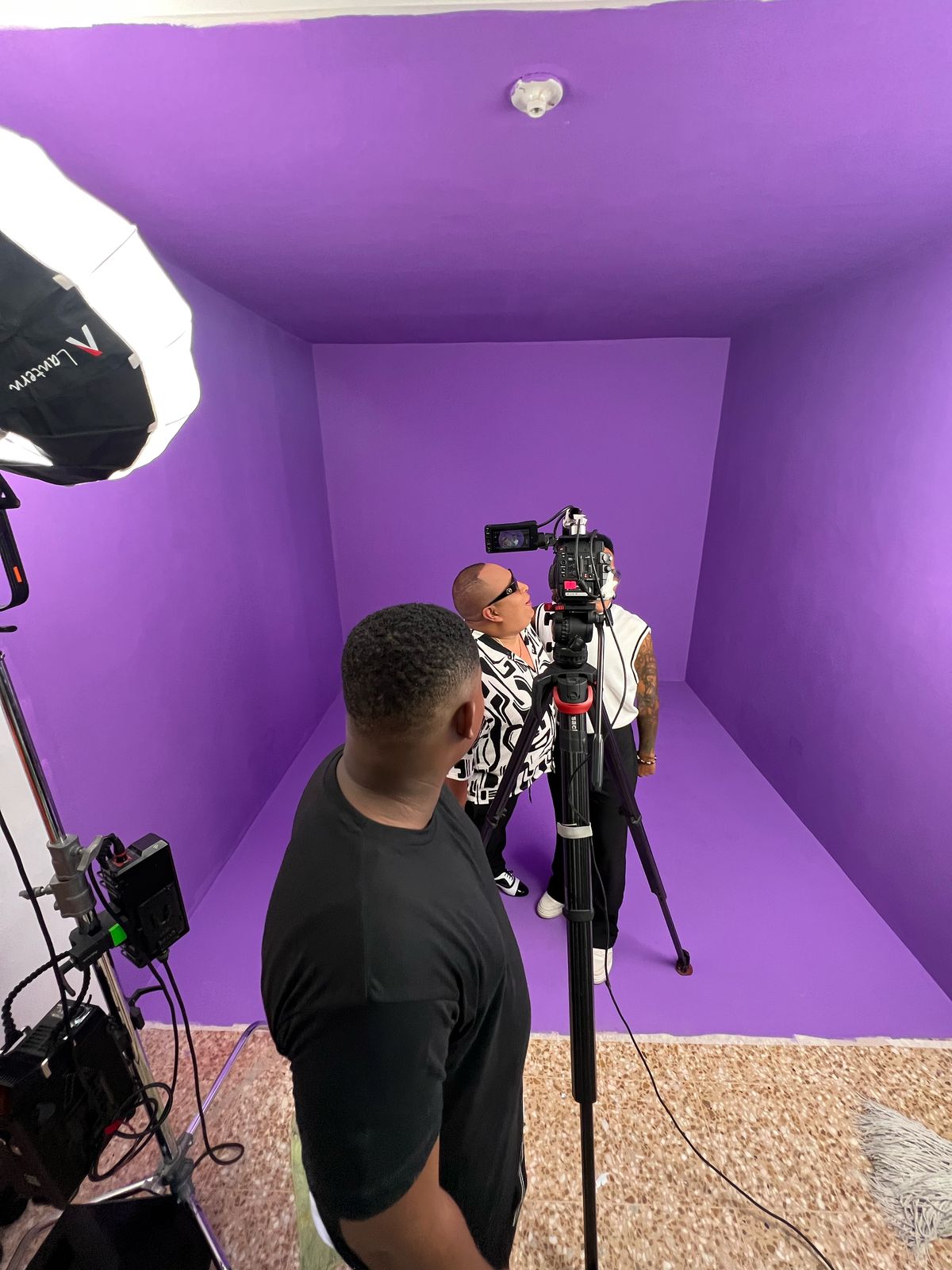 STUDIO B