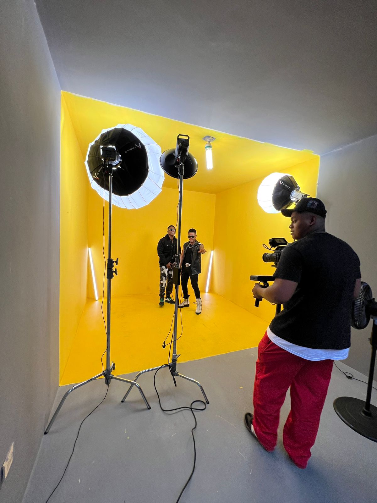STUDIO B