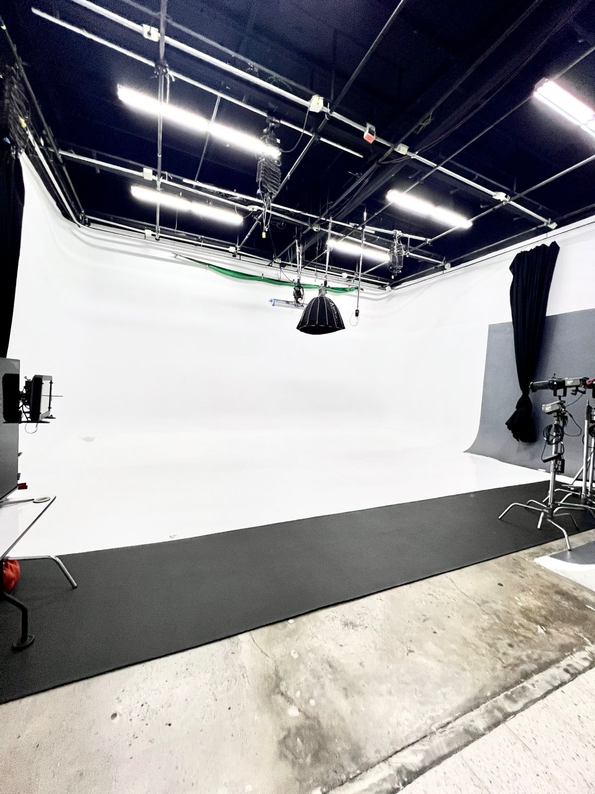 STUDIO A