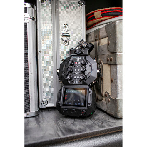 Grabadora portátil Zoom H8 de 8 entradas y 12 pistas